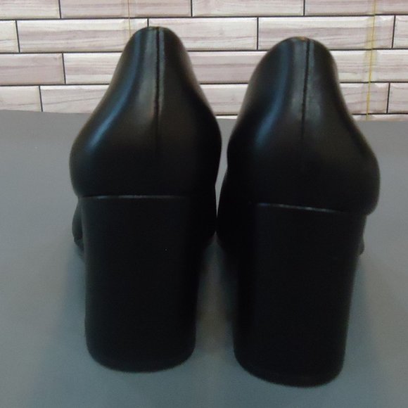 Naturalizer Black Heels Classic Design - Picture 5 of 15